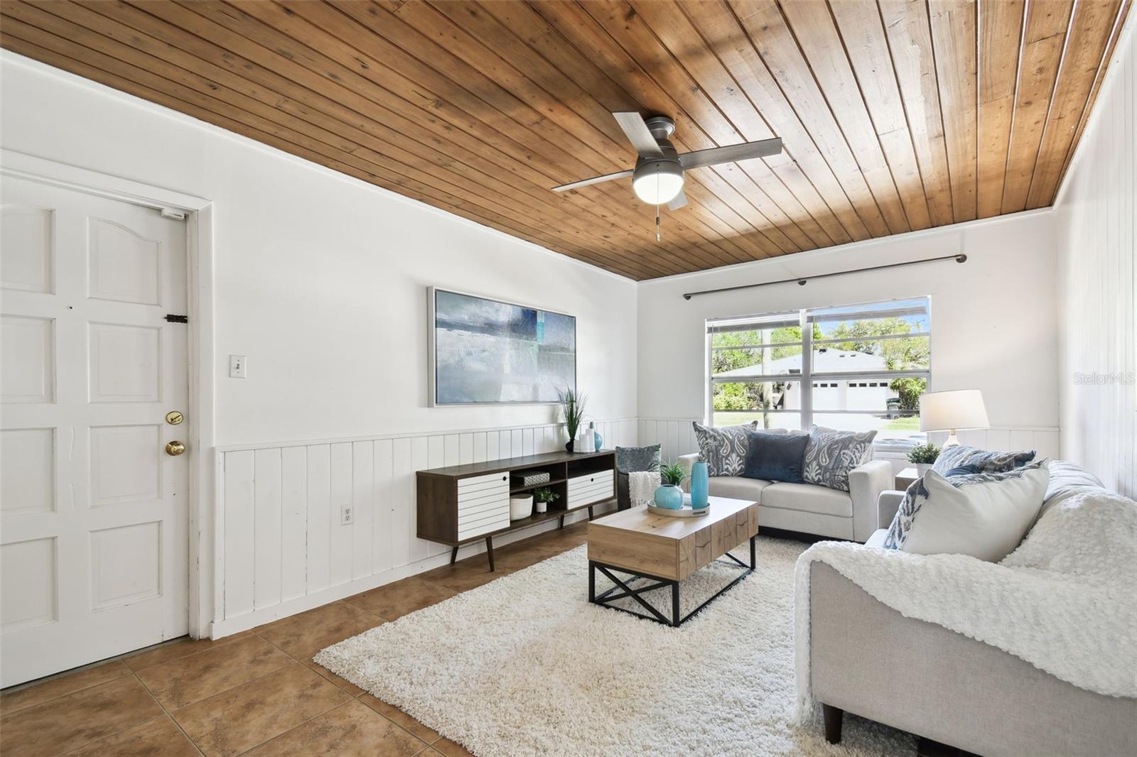 3818 W SAN MIGUEL ST