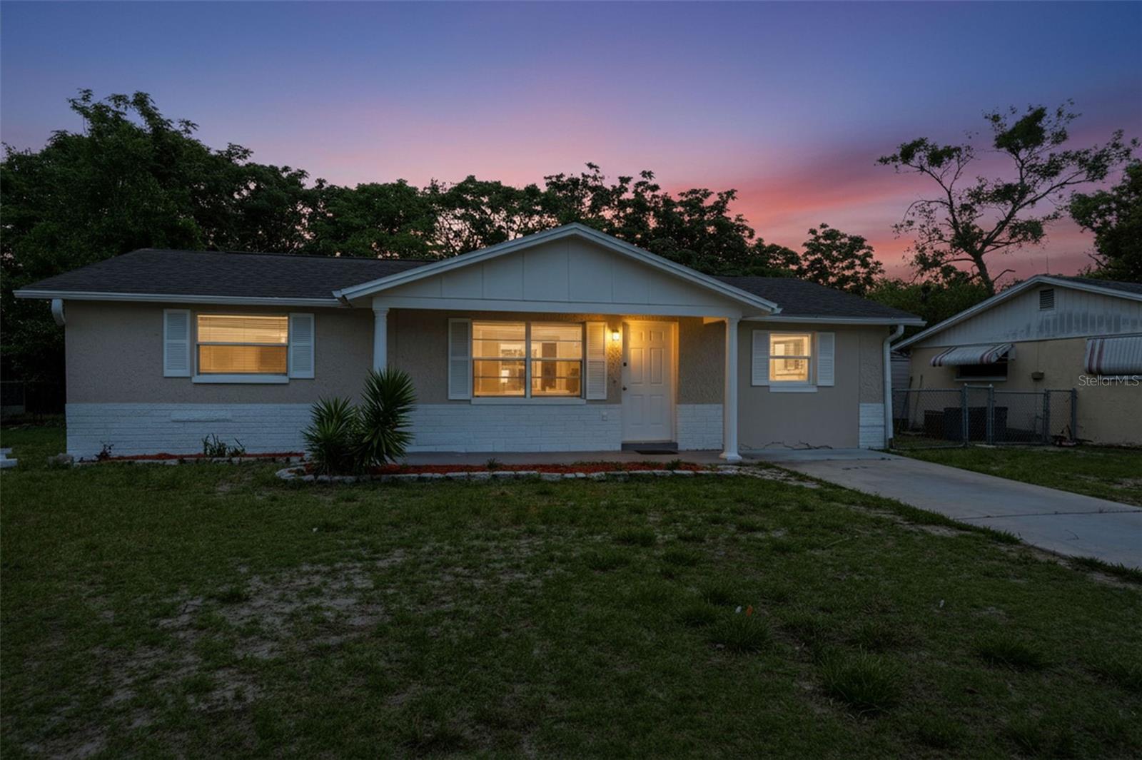 11902 OCEANSIDE DR