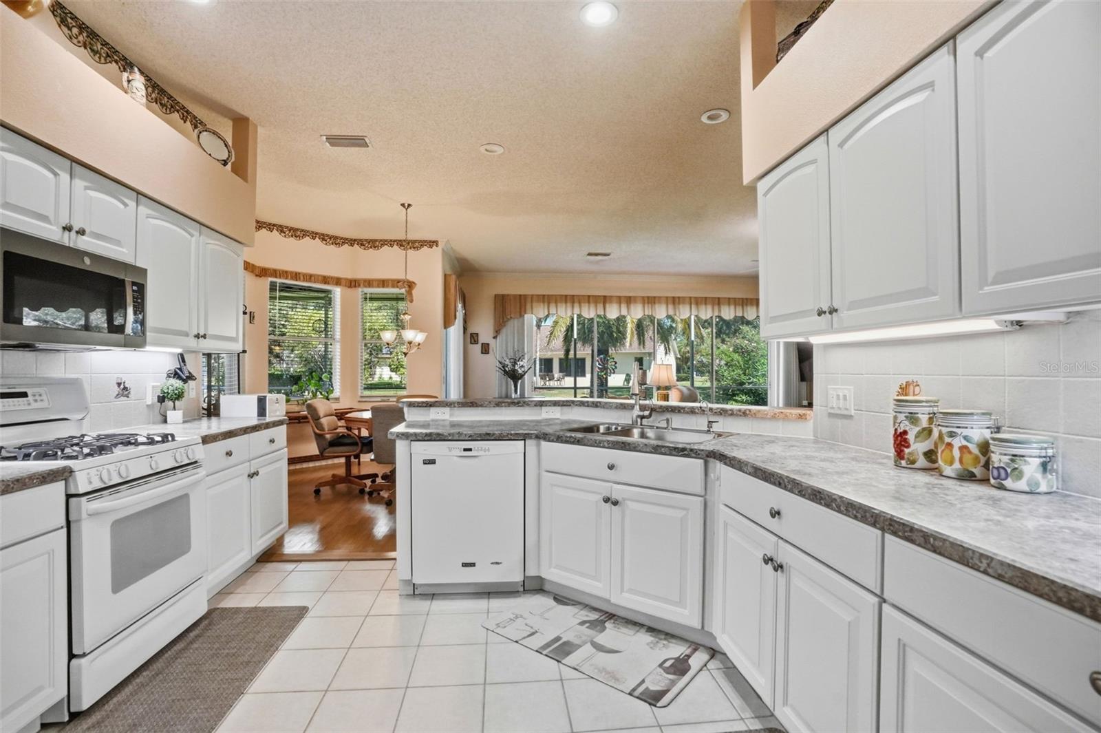1430 CANBERLEY CT