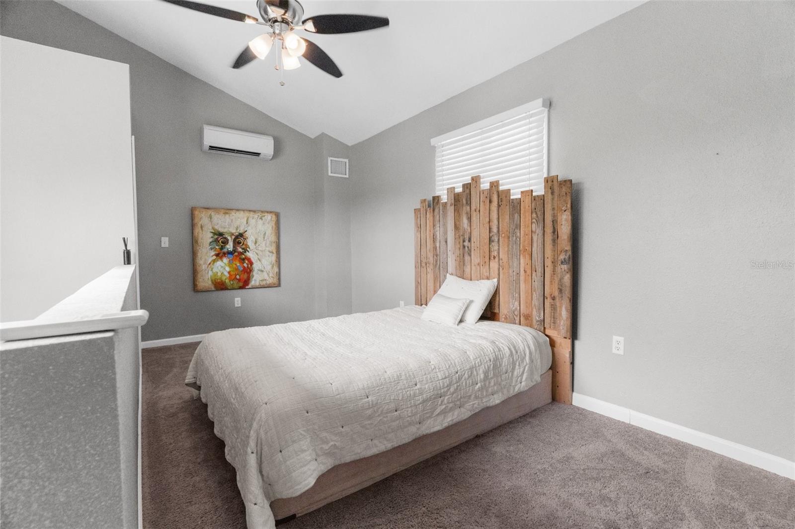 4324 ROYAL OAK LN