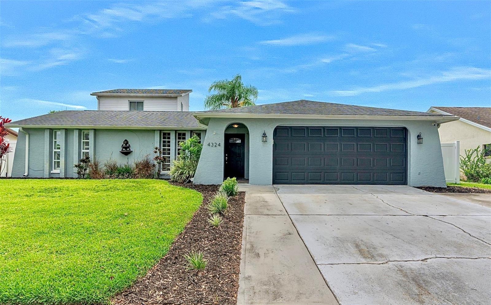 4324 ROYAL OAK LN