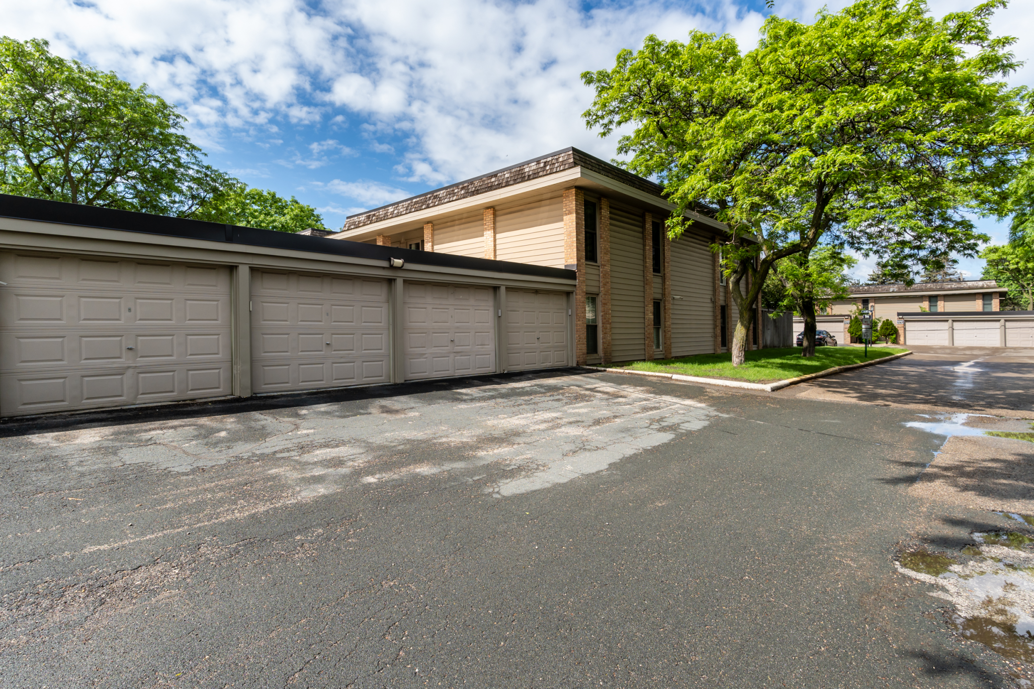 6308 Barrie Road Unit: 1D