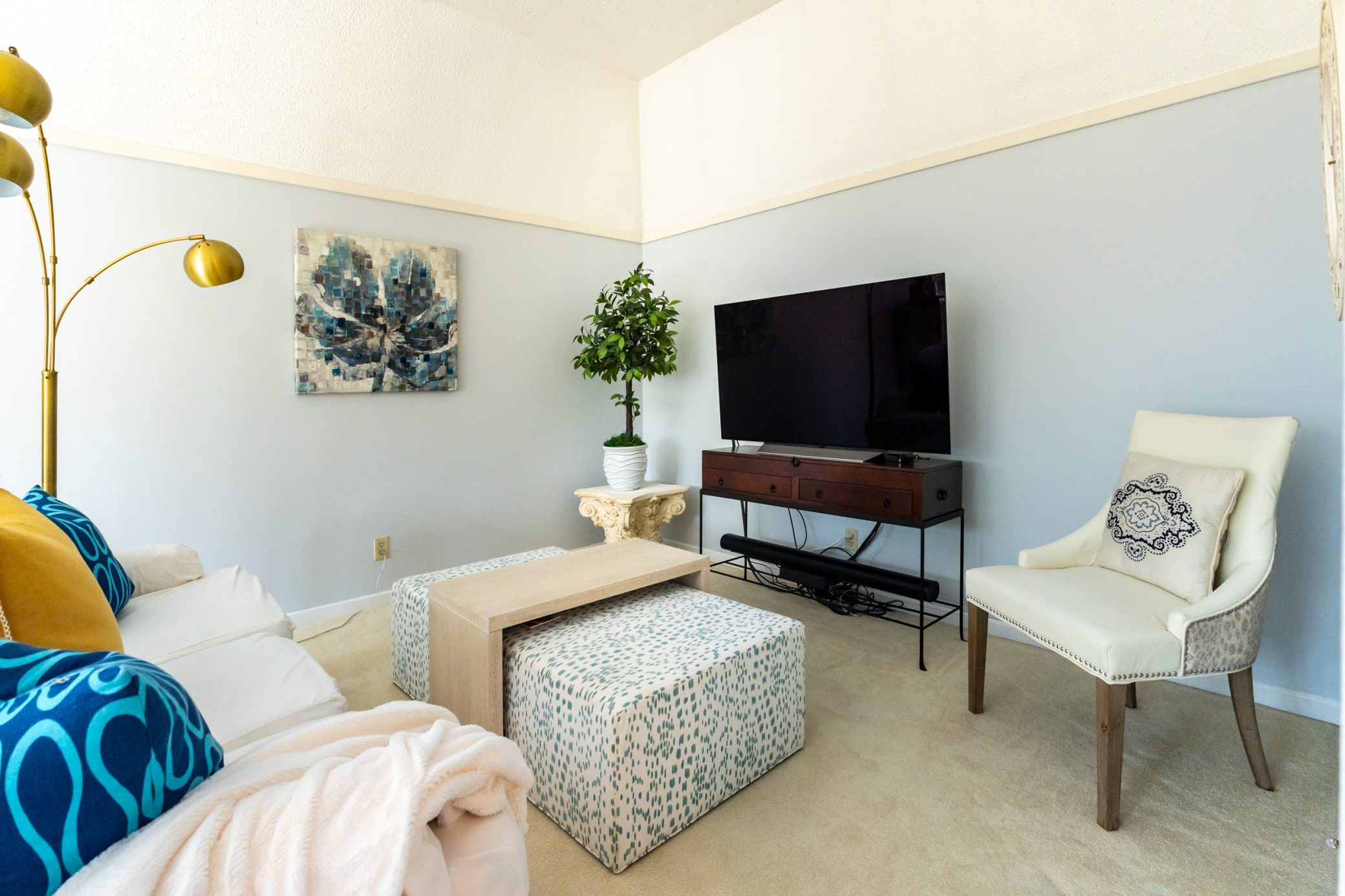 6308 Barrie Road Unit: 1D