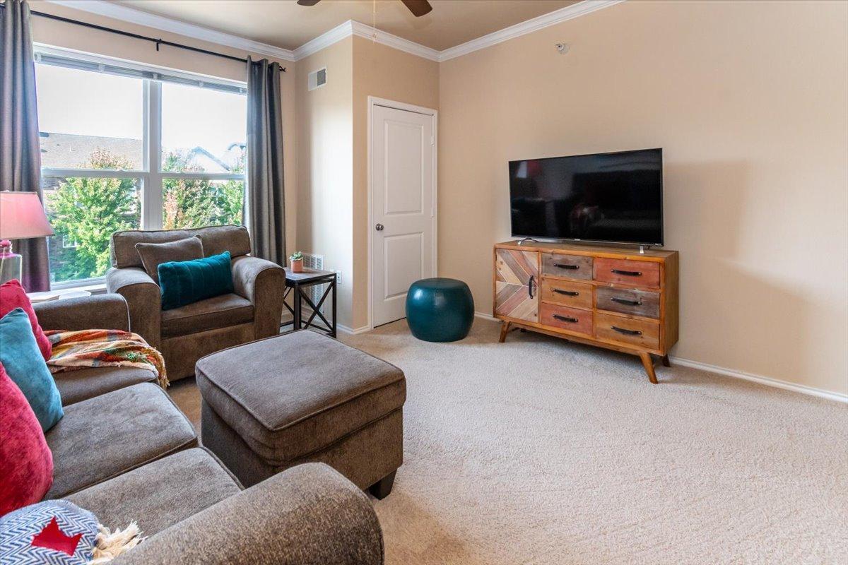 13580 Technology Drive Unit: 3319