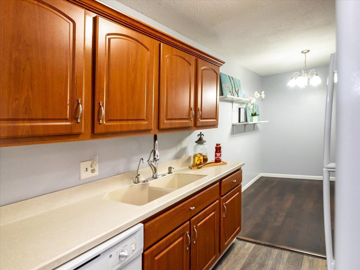 1690 Highway 36 W Unit: 118