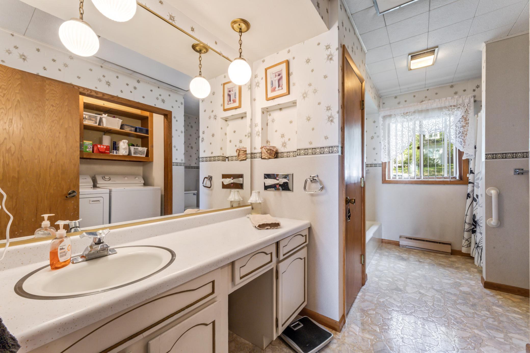 304 S 2nd Street
