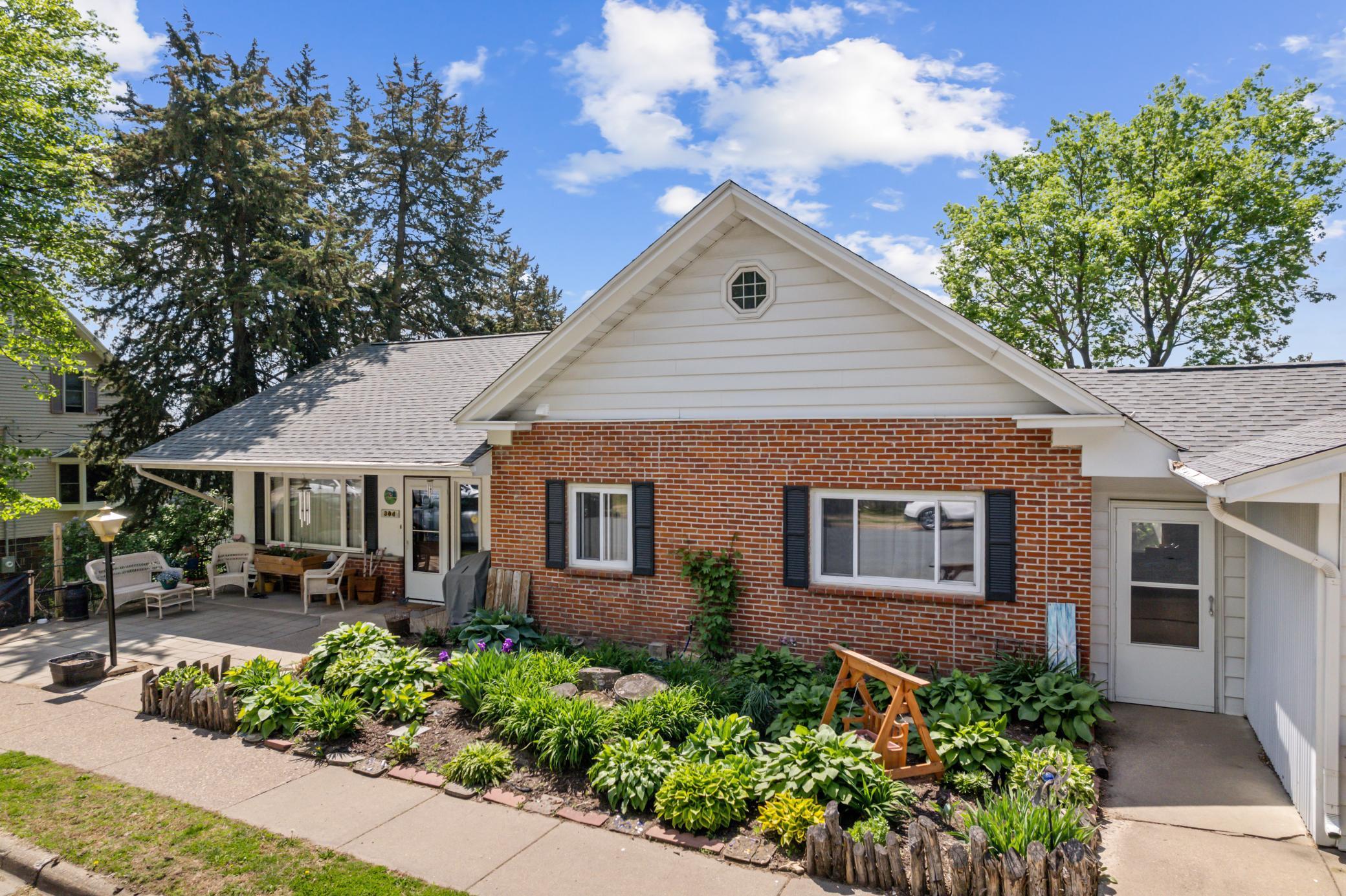 304 S 2nd Street