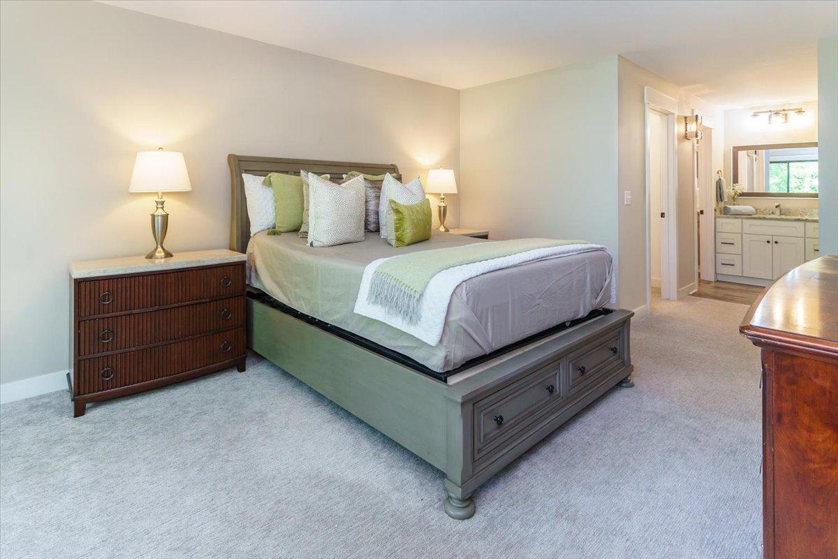 10501 Cedar Lake Road Unit: 404