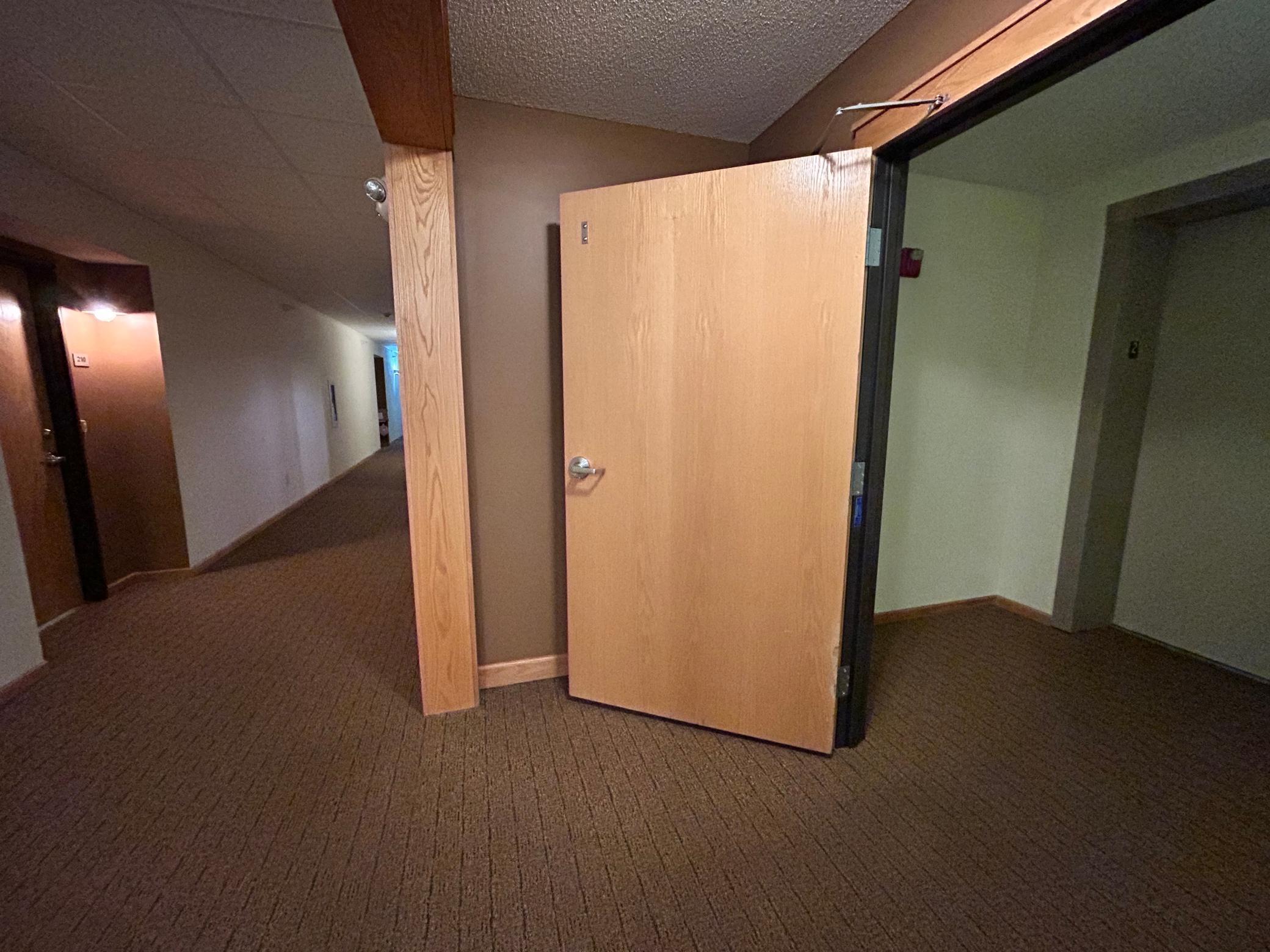 1590 Parkwood Drive Unit: 210