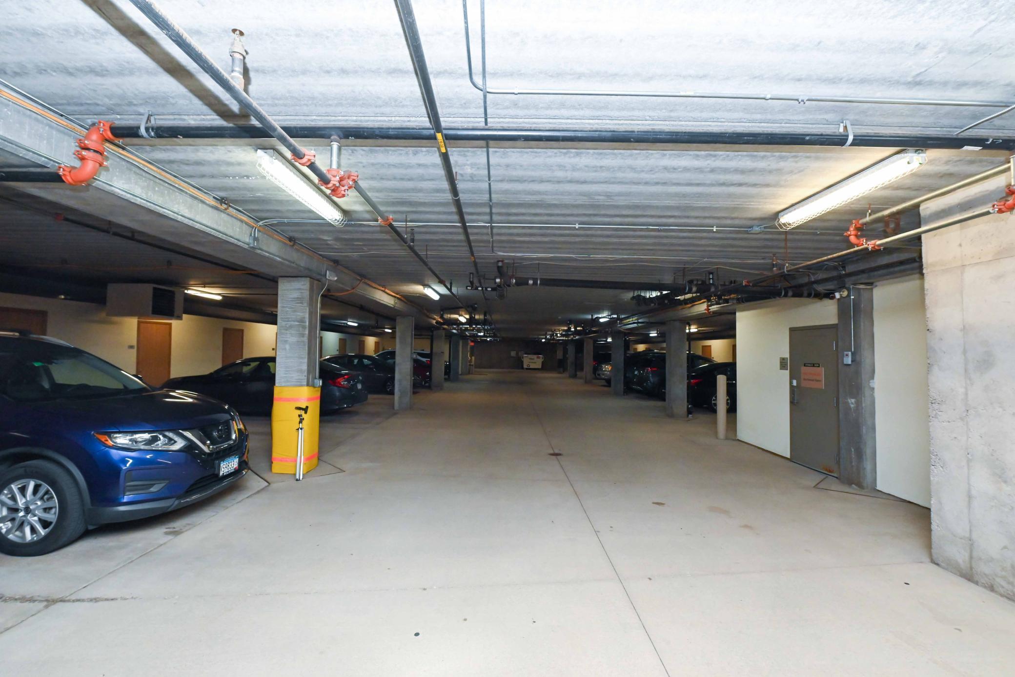 1590 Parkwood Drive Unit: 210