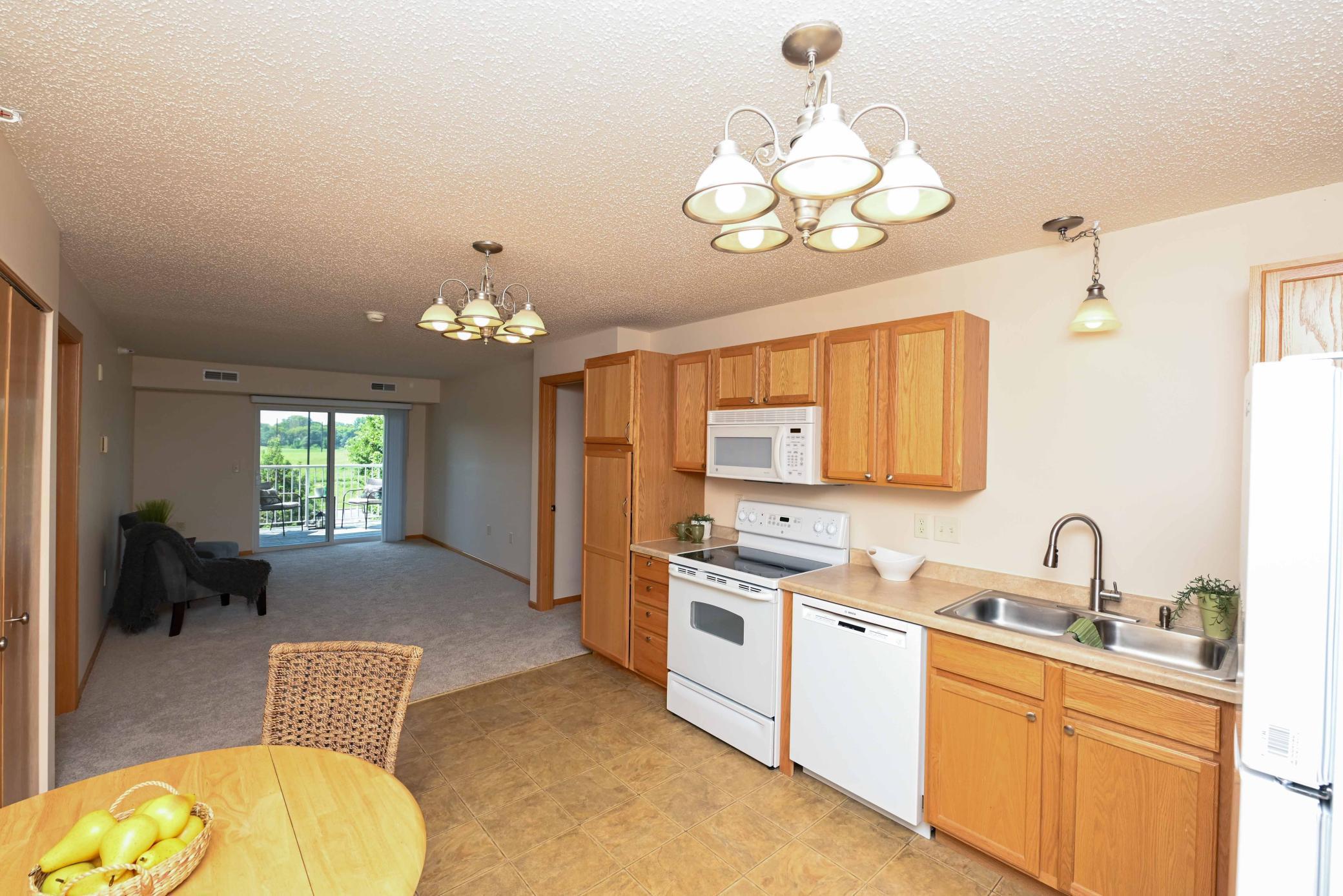1590 Parkwood Drive Unit: 210