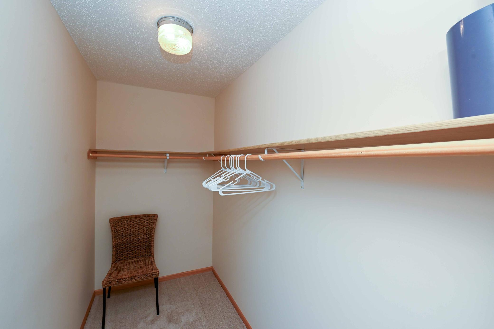 1590 Parkwood Drive Unit: 210
