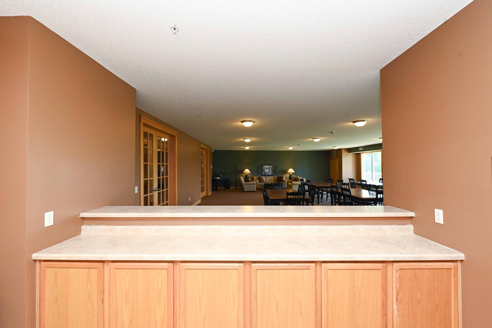 1590 Parkwood Drive Unit: 210
