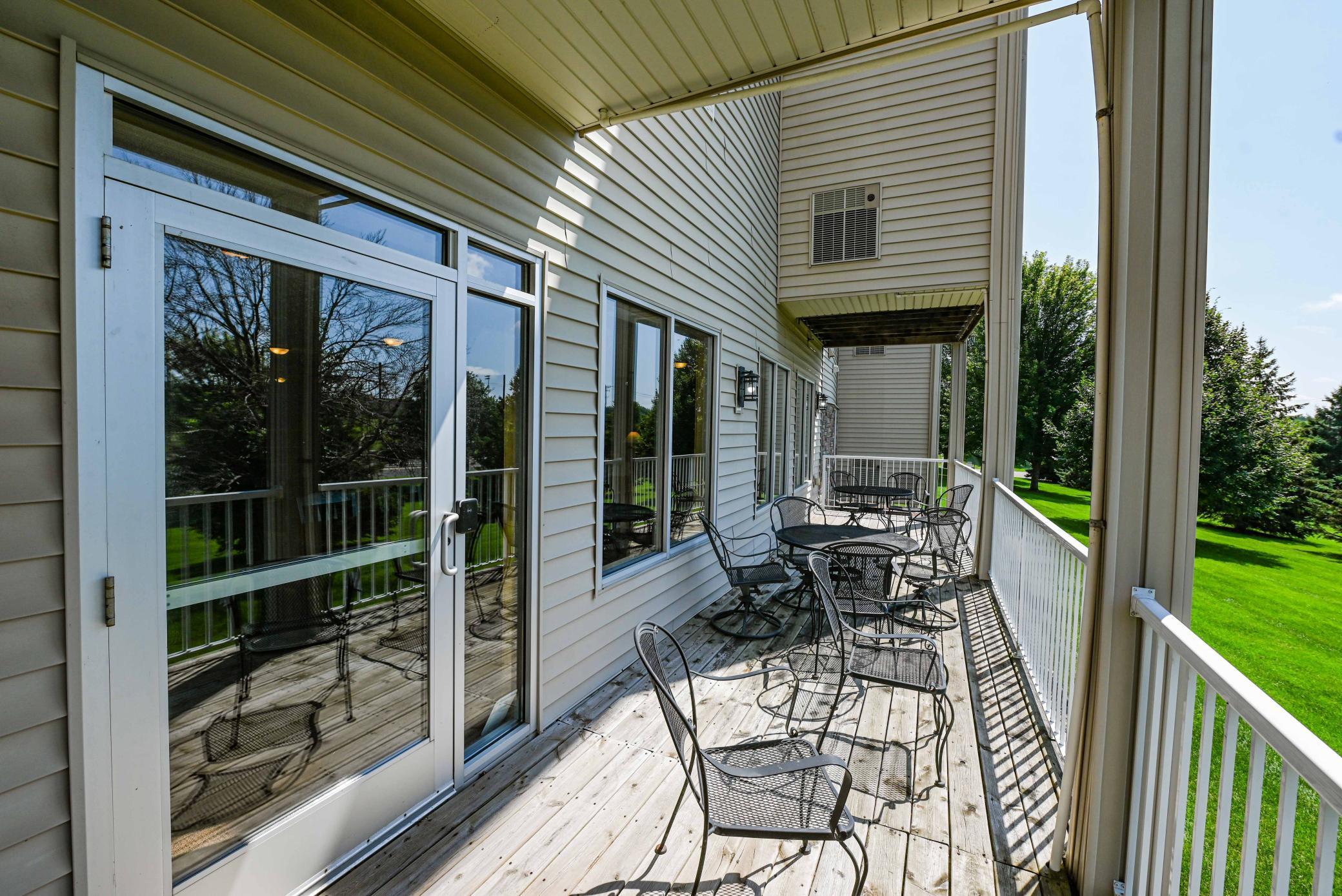 1590 Parkwood Drive Unit: 210