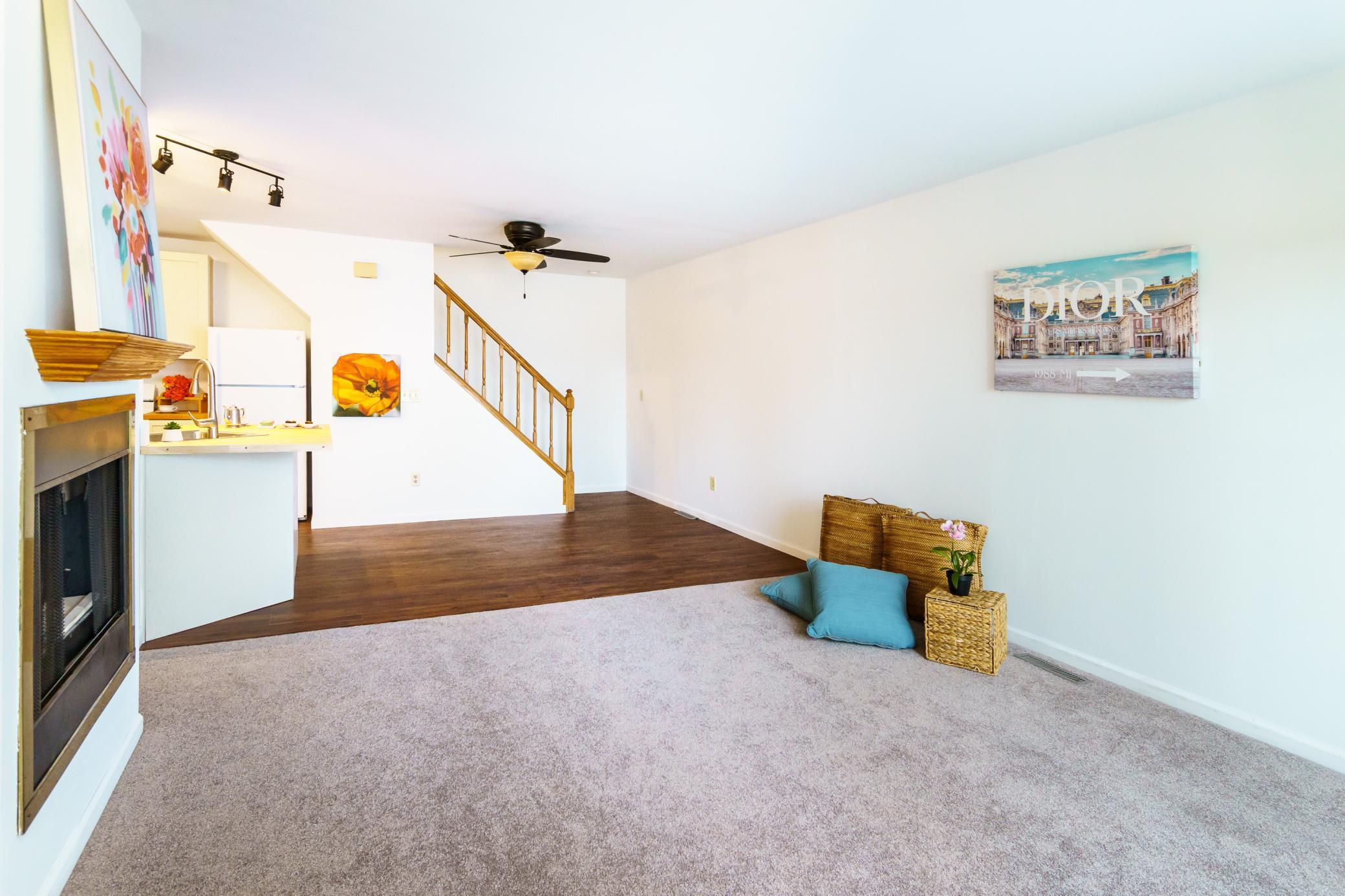 10005 Russell Avenue N Unit: 3