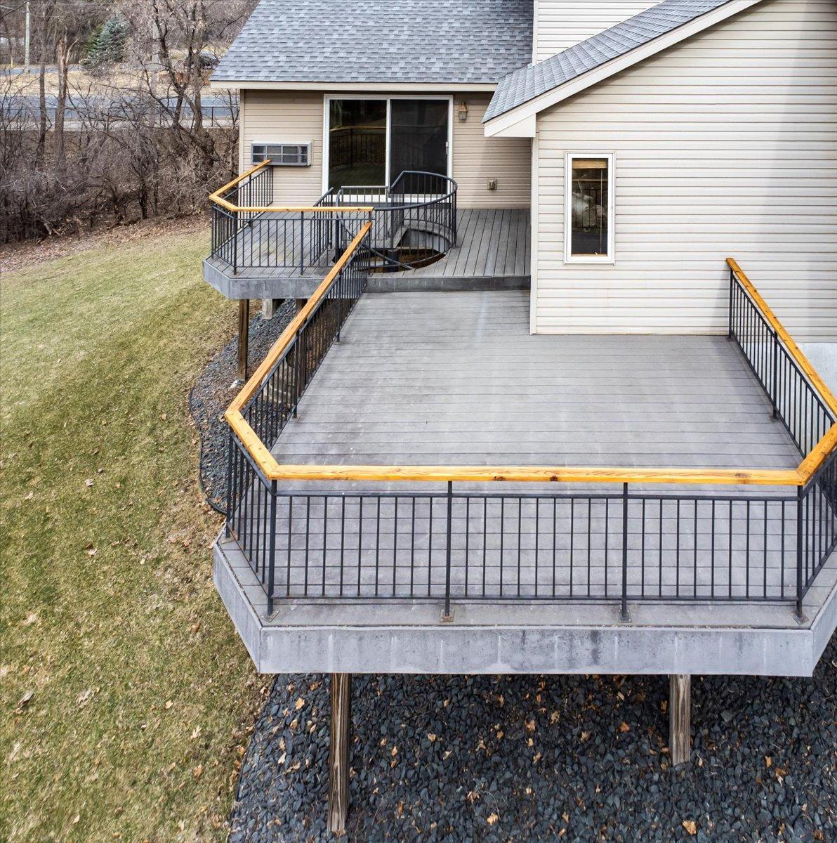 648 Welland Court
