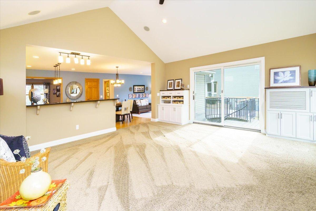 648 Welland Court