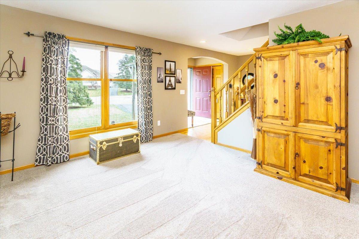 648 Welland Court