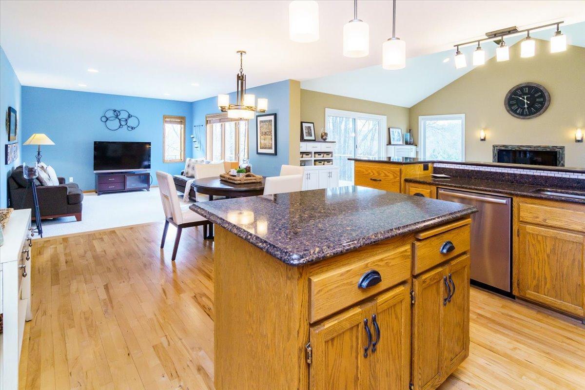 648 Welland Court