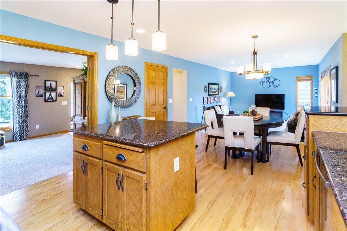 648 Welland Court