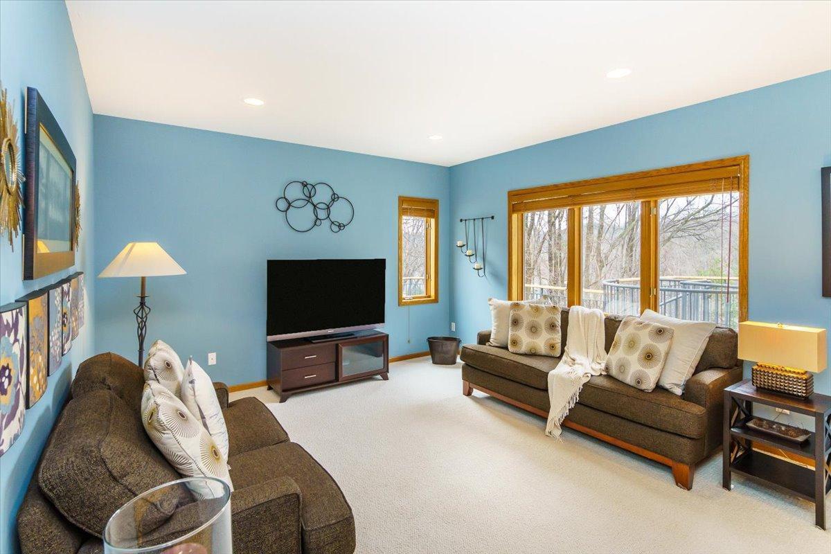 648 Welland Court