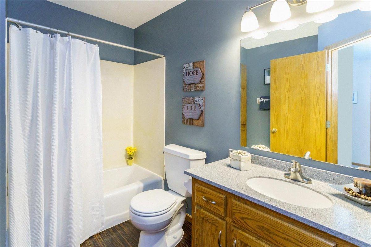648 Welland Court