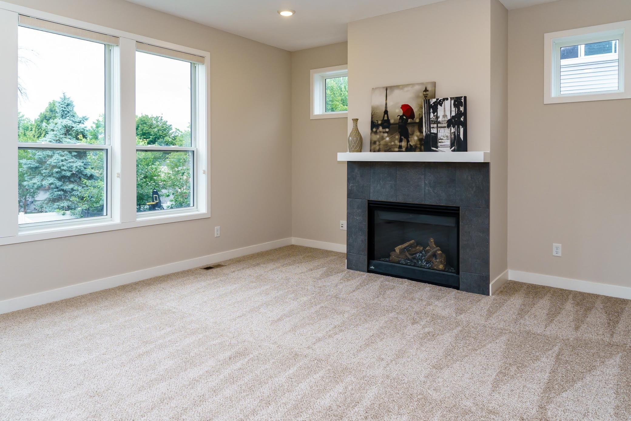 5833 178th Street W