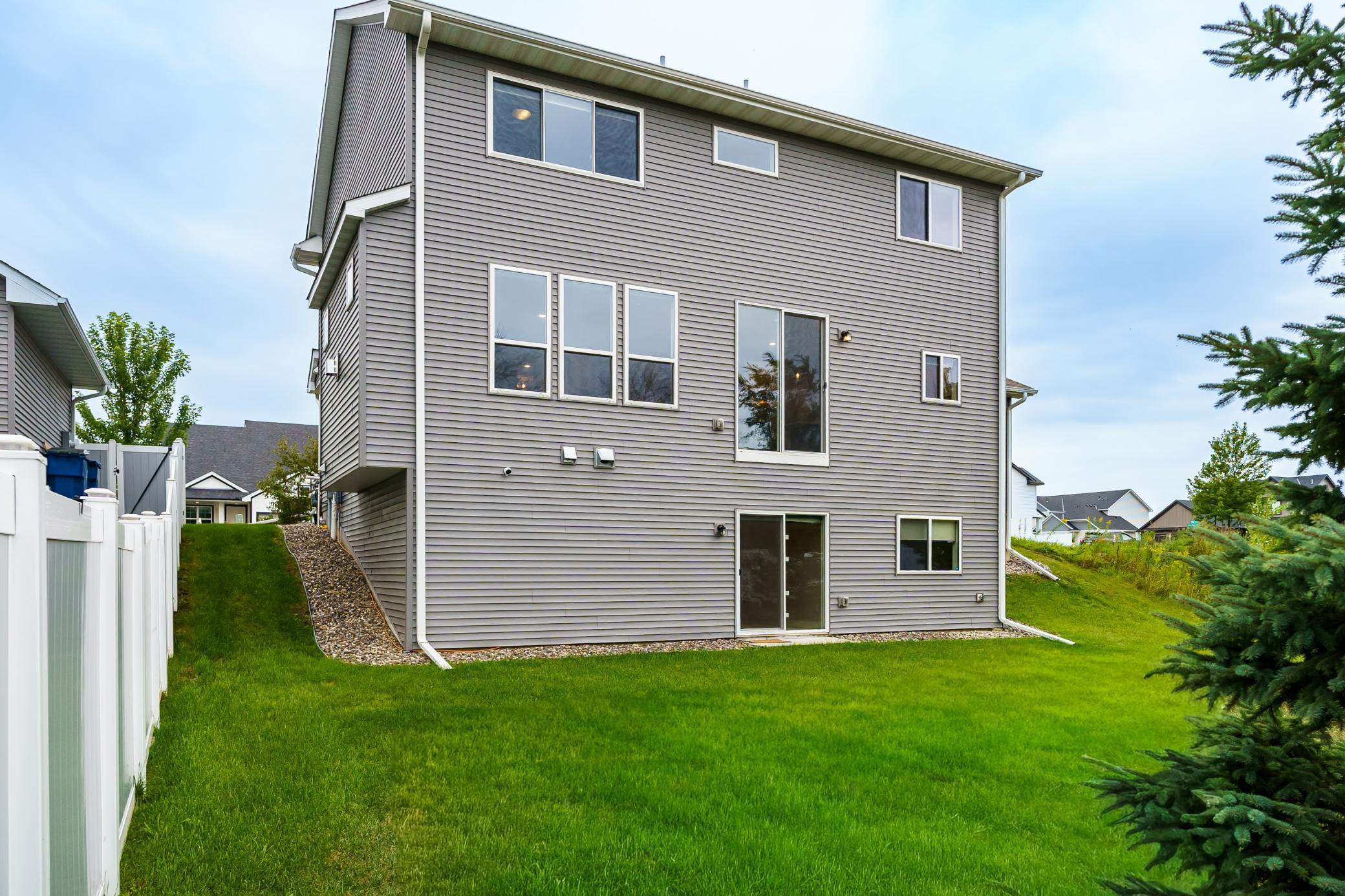 5833 178th Street W