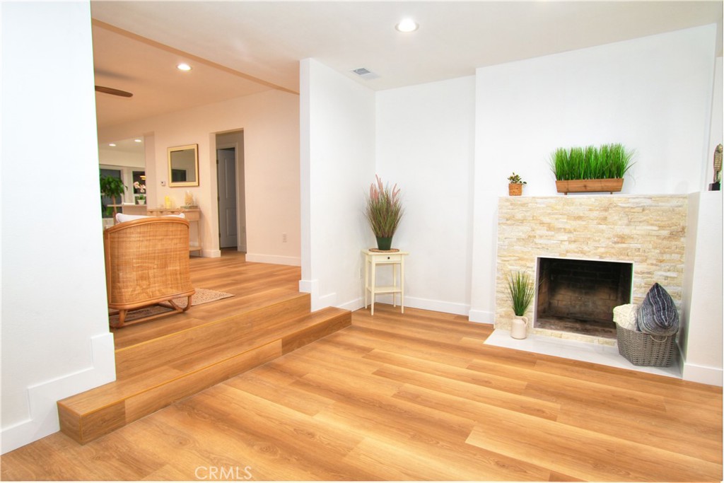 6812 Gretna Avenue S