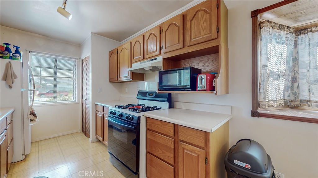 1143 N Rimsdale Avenue