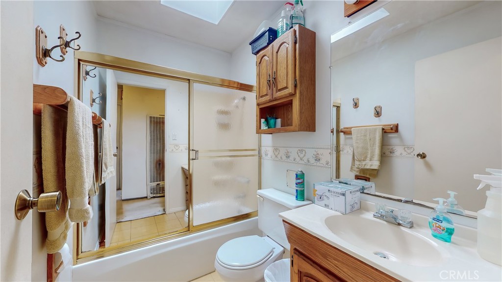 1143 N Rimsdale Avenue