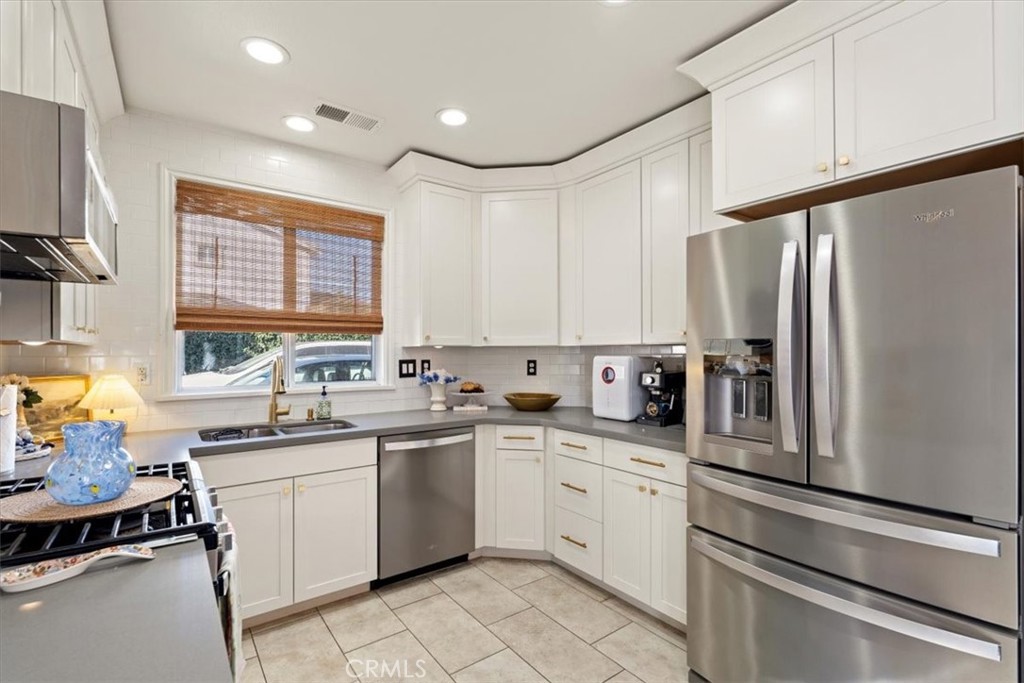 8492 Millergrove Drive