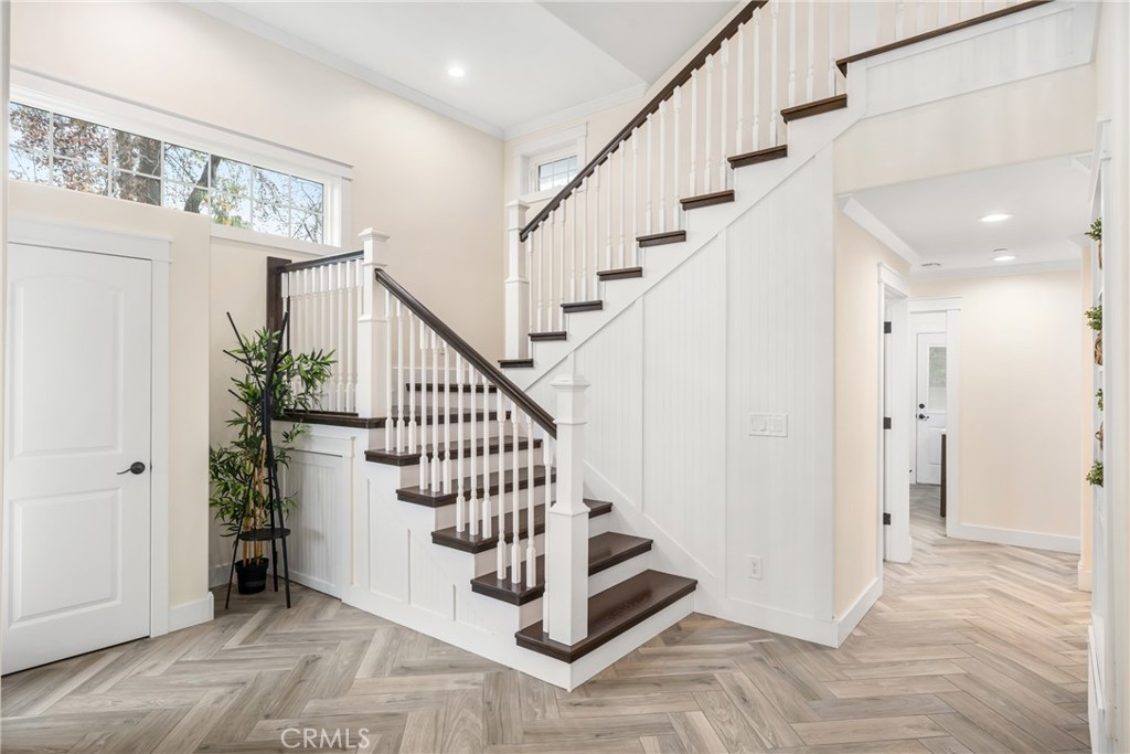 2532 El Capitan Avenue