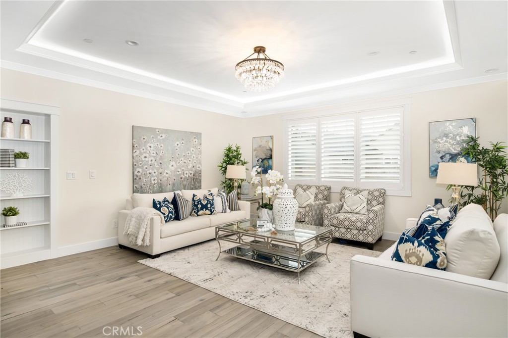 2532 El Capitan Avenue