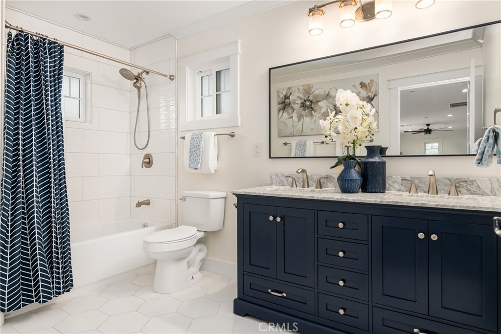 2532 El Capitan Avenue