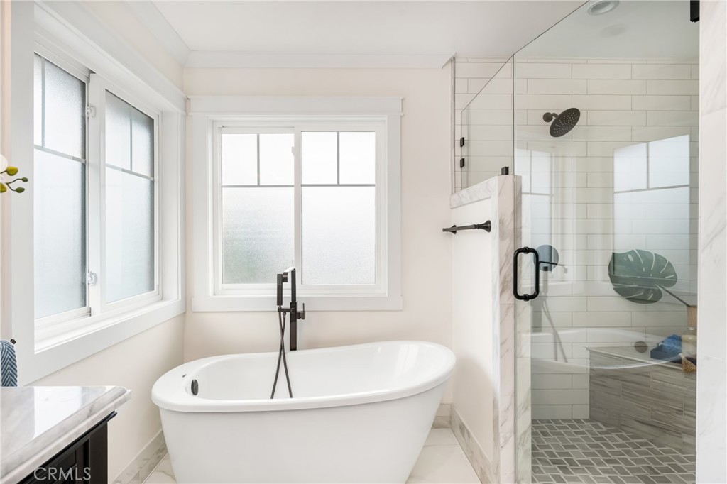 2532 El Capitan Avenue