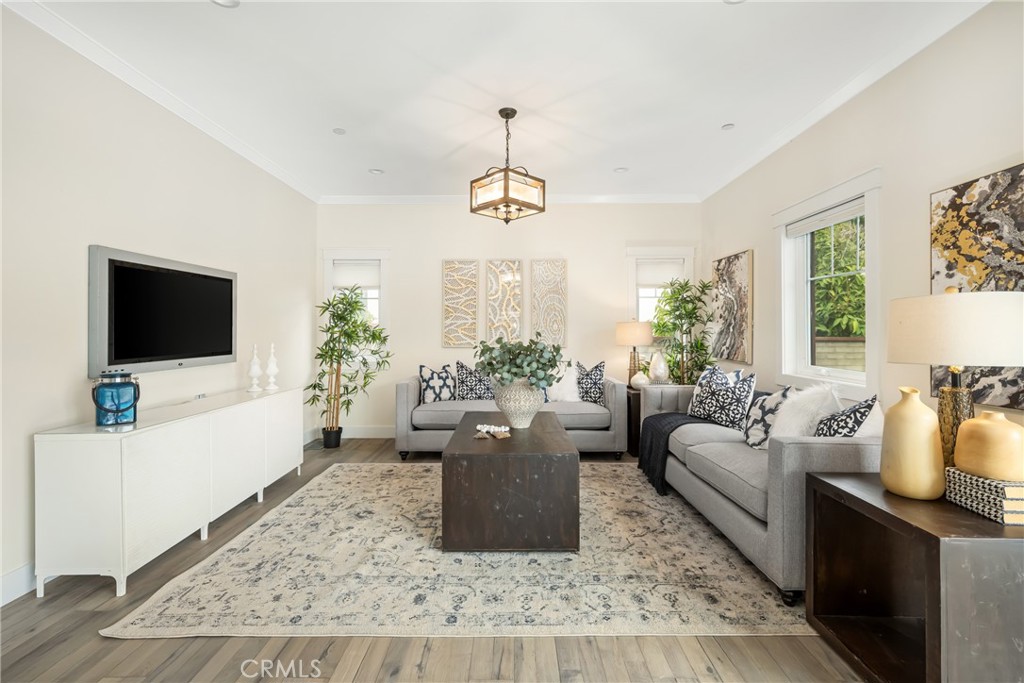 2532 El Capitan Avenue