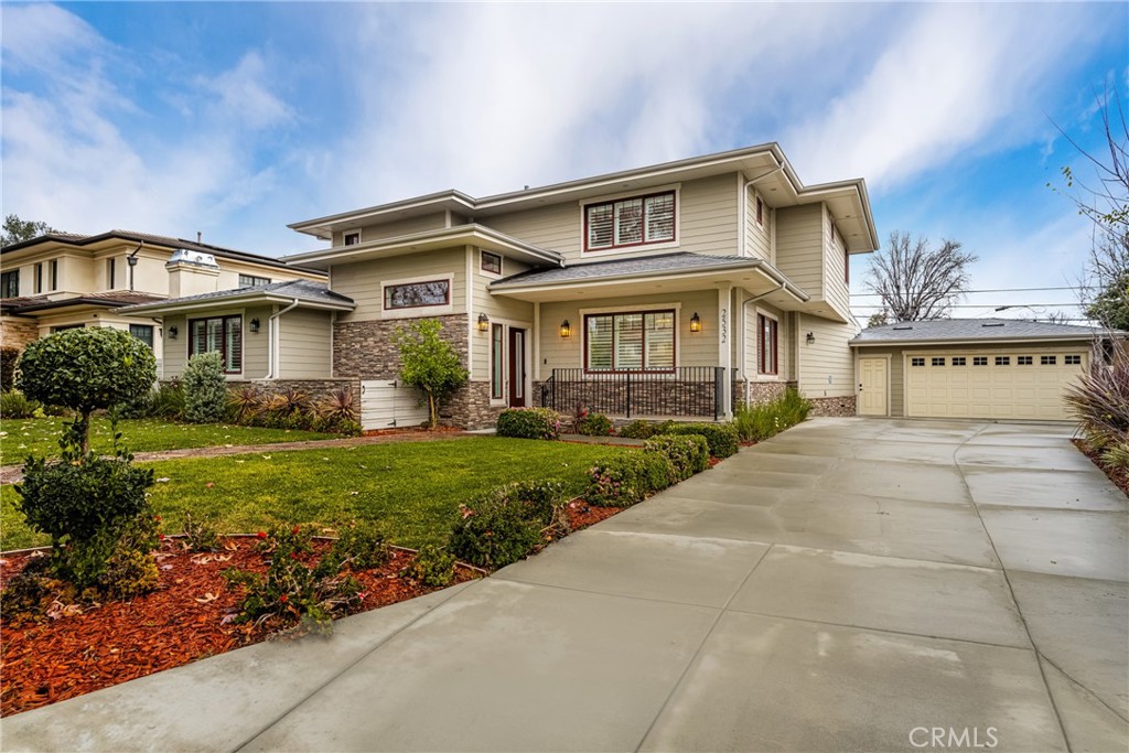 2532 El Capitan Avenue