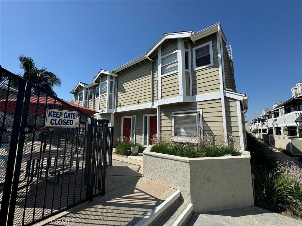 14855 Mulberry Drive 401