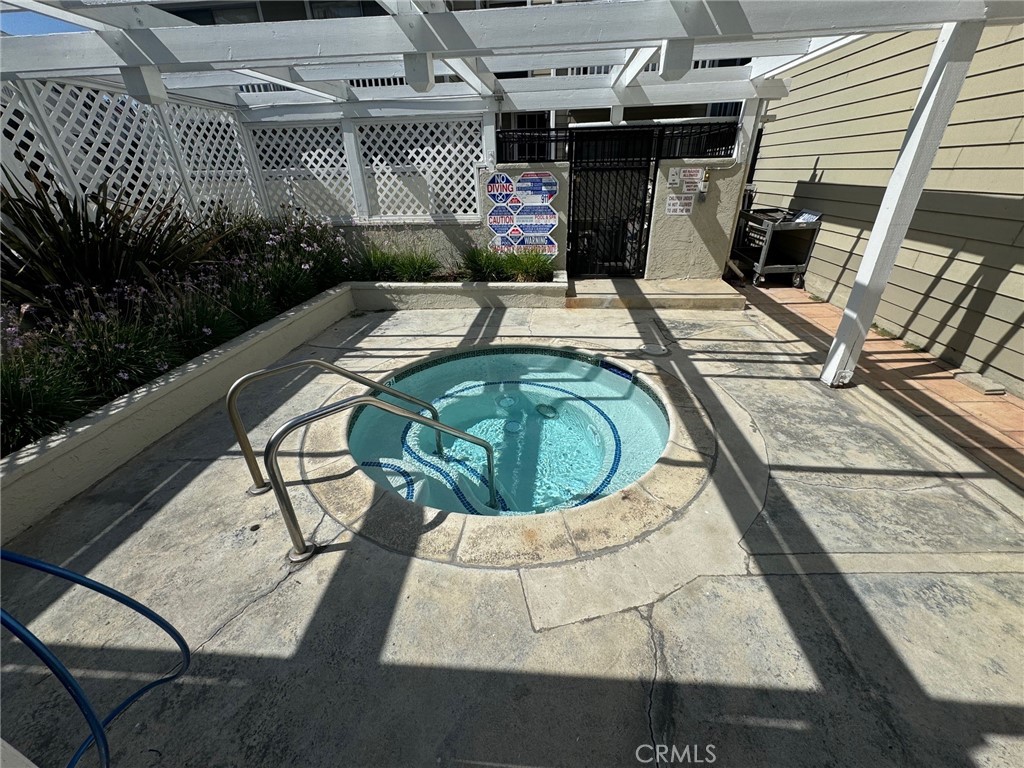 14855 Mulberry Drive 401