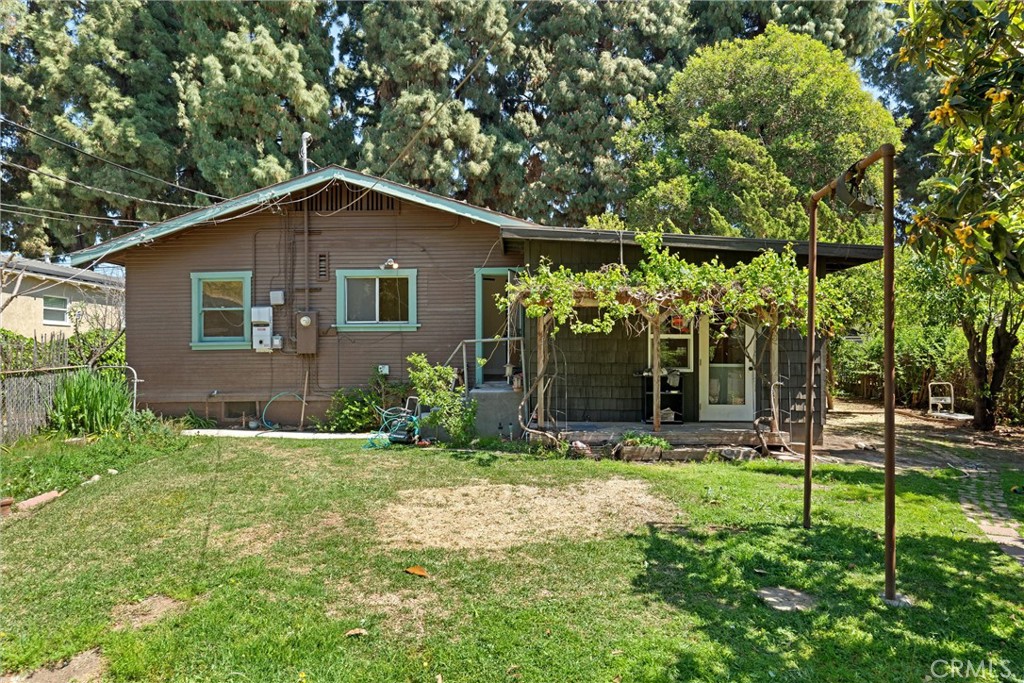 7945 Caldwell Avenue