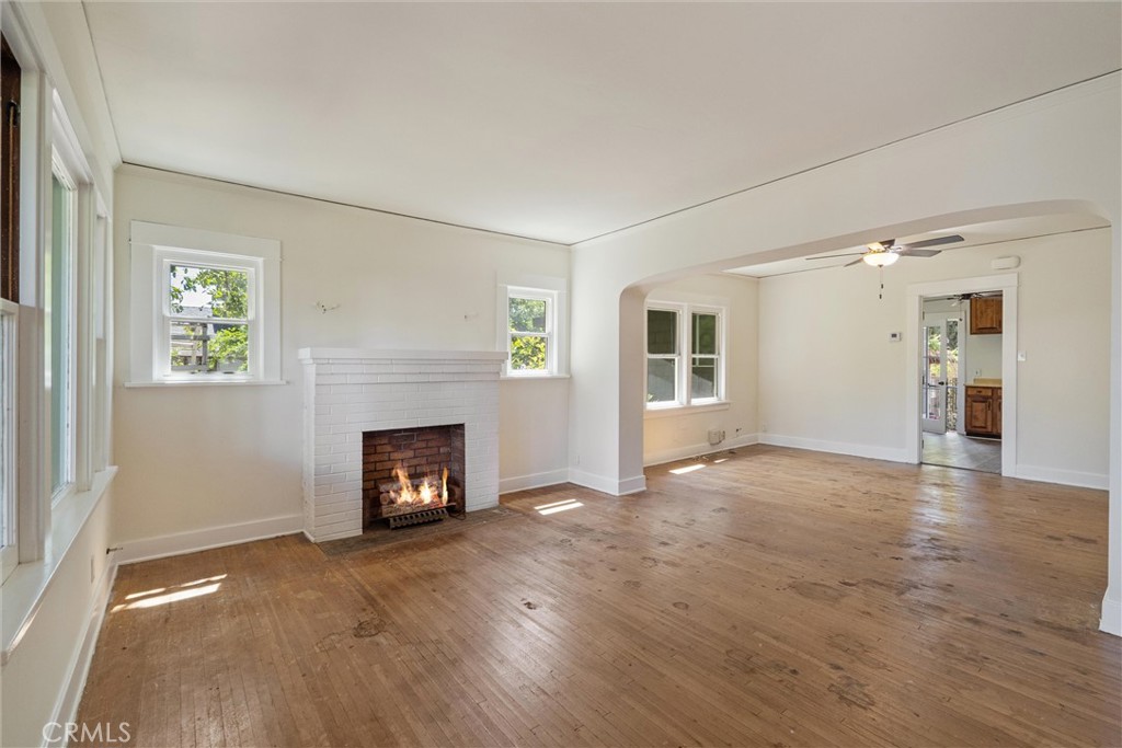 7945 Caldwell Avenue