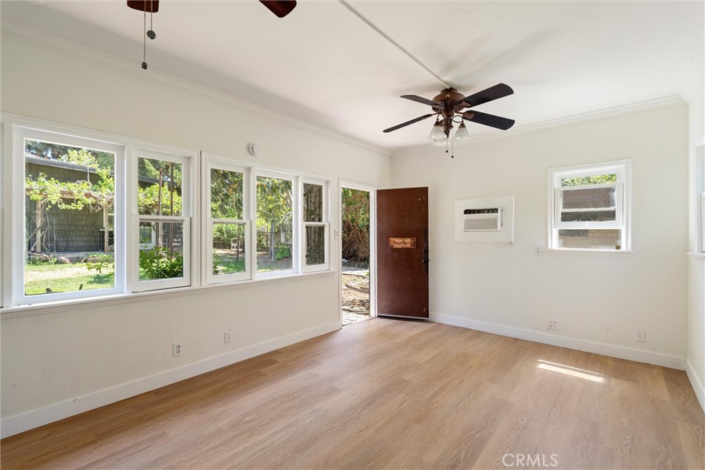 7945 Caldwell Avenue