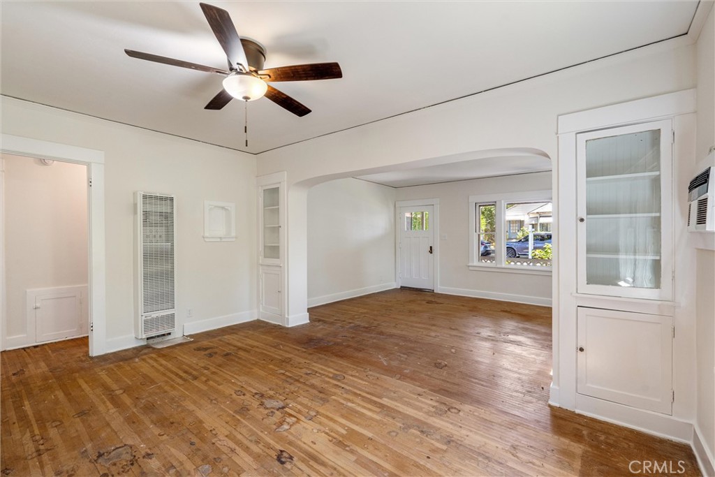 7945 Caldwell Avenue