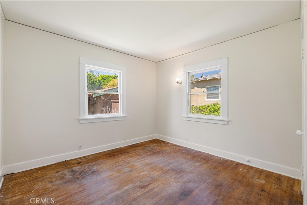 7945 Caldwell Avenue