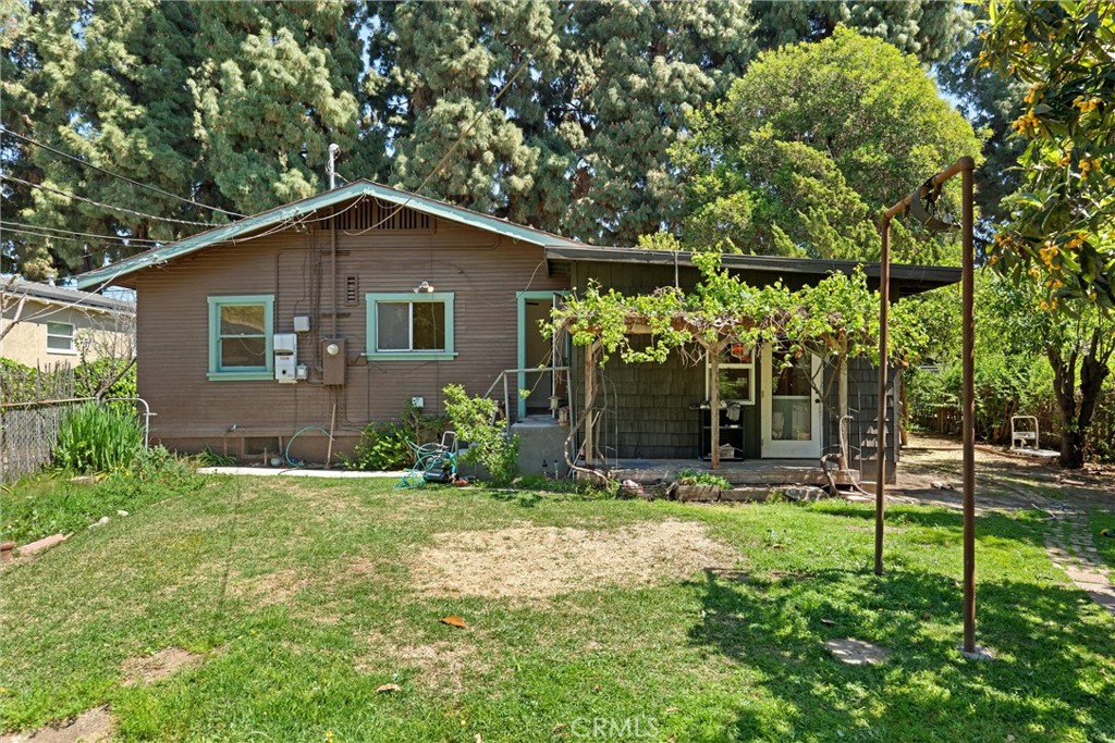 7945 Caldwell Avenue