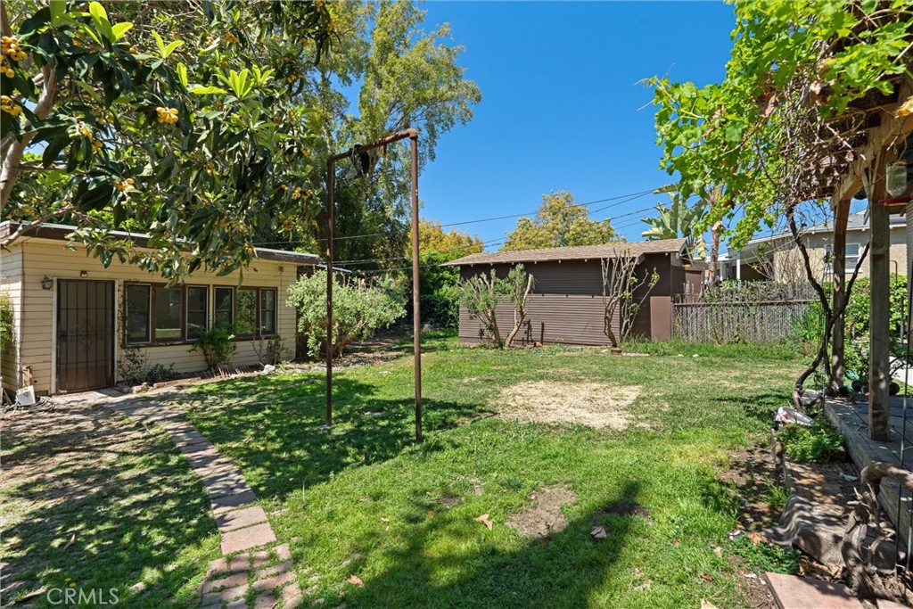 7945 Caldwell Avenue