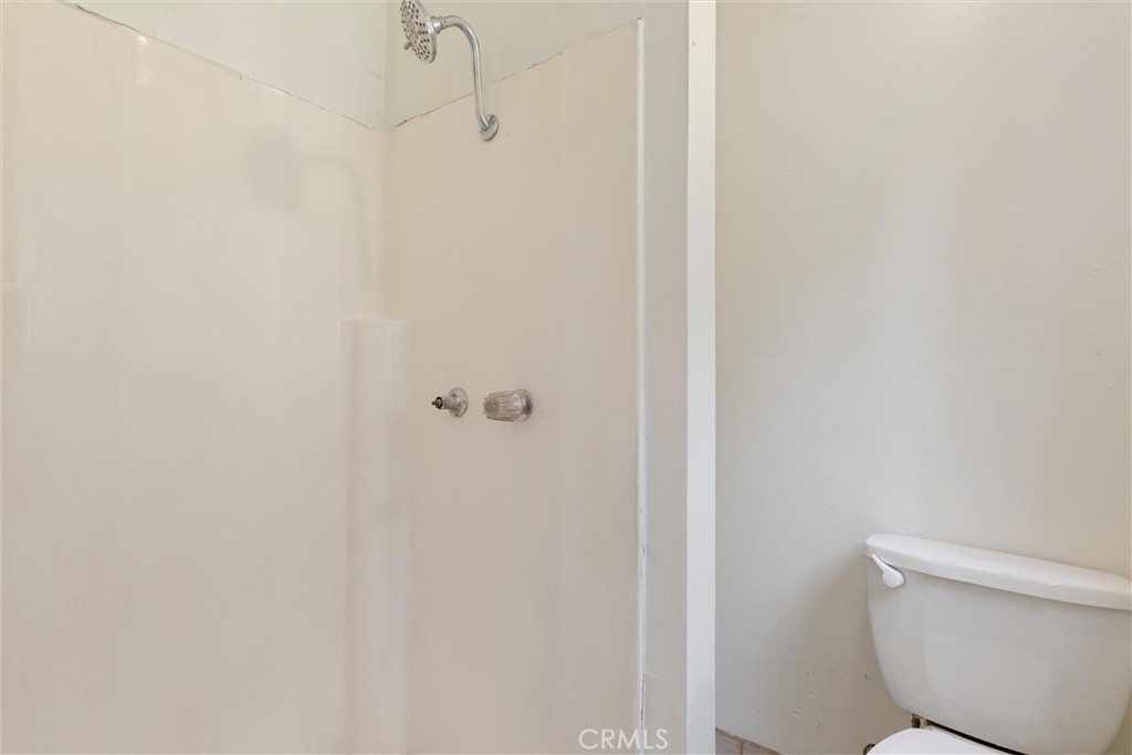 7945 Caldwell Avenue