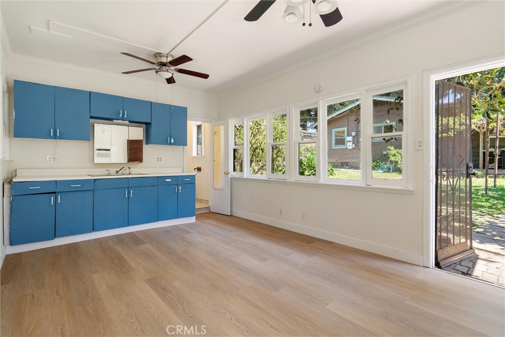 7945 Caldwell Avenue