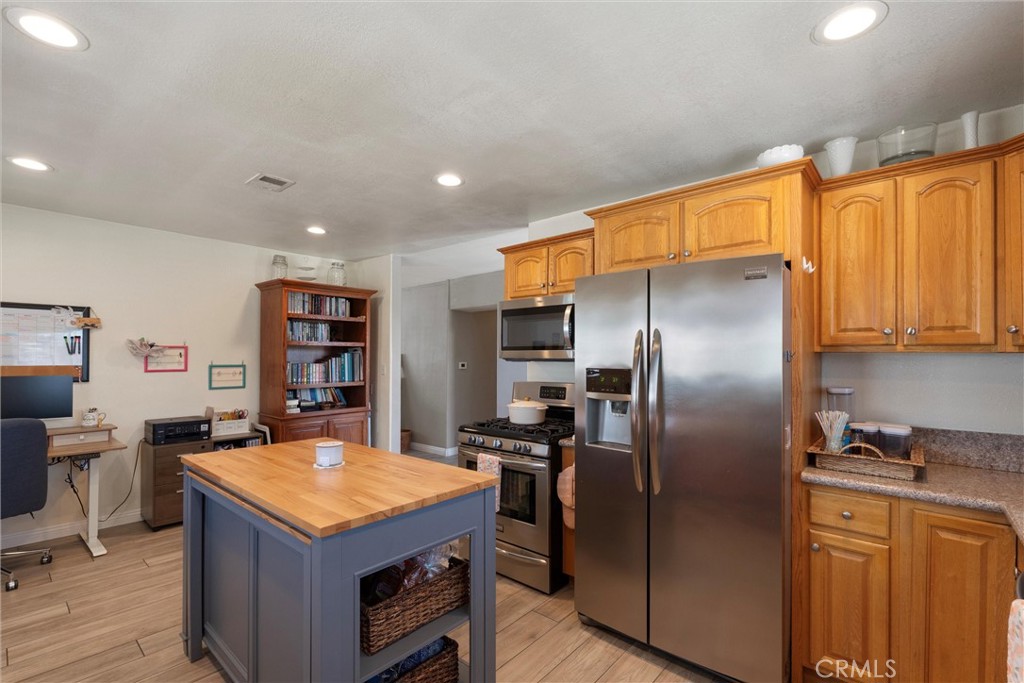 15509 Hornell Street